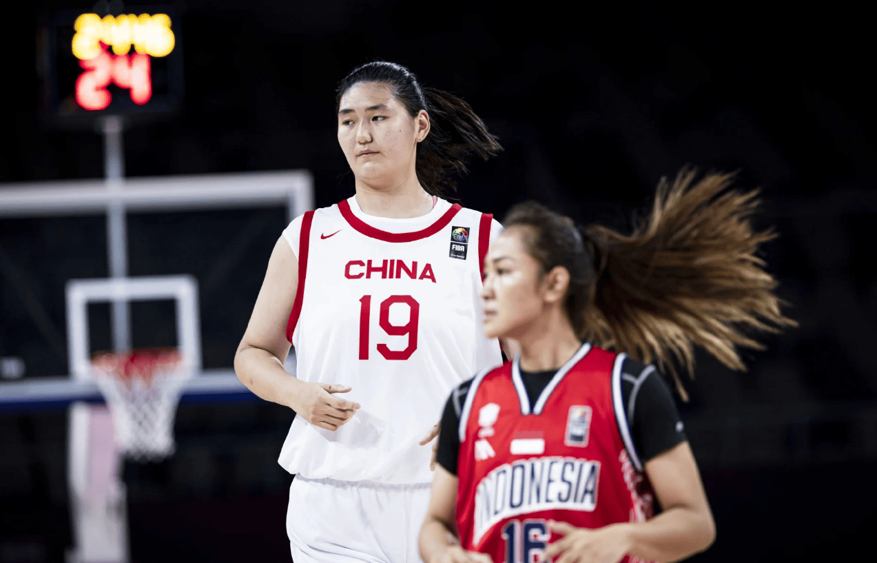 19:30直播中国女篮VS韩国张子宇值得关注