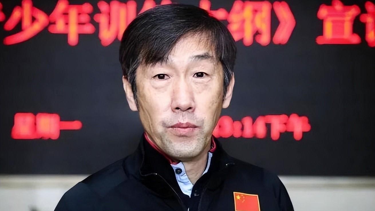 关于前世界杯名帅竞聘国足主帅：愿接受足协年薪要求！的信息