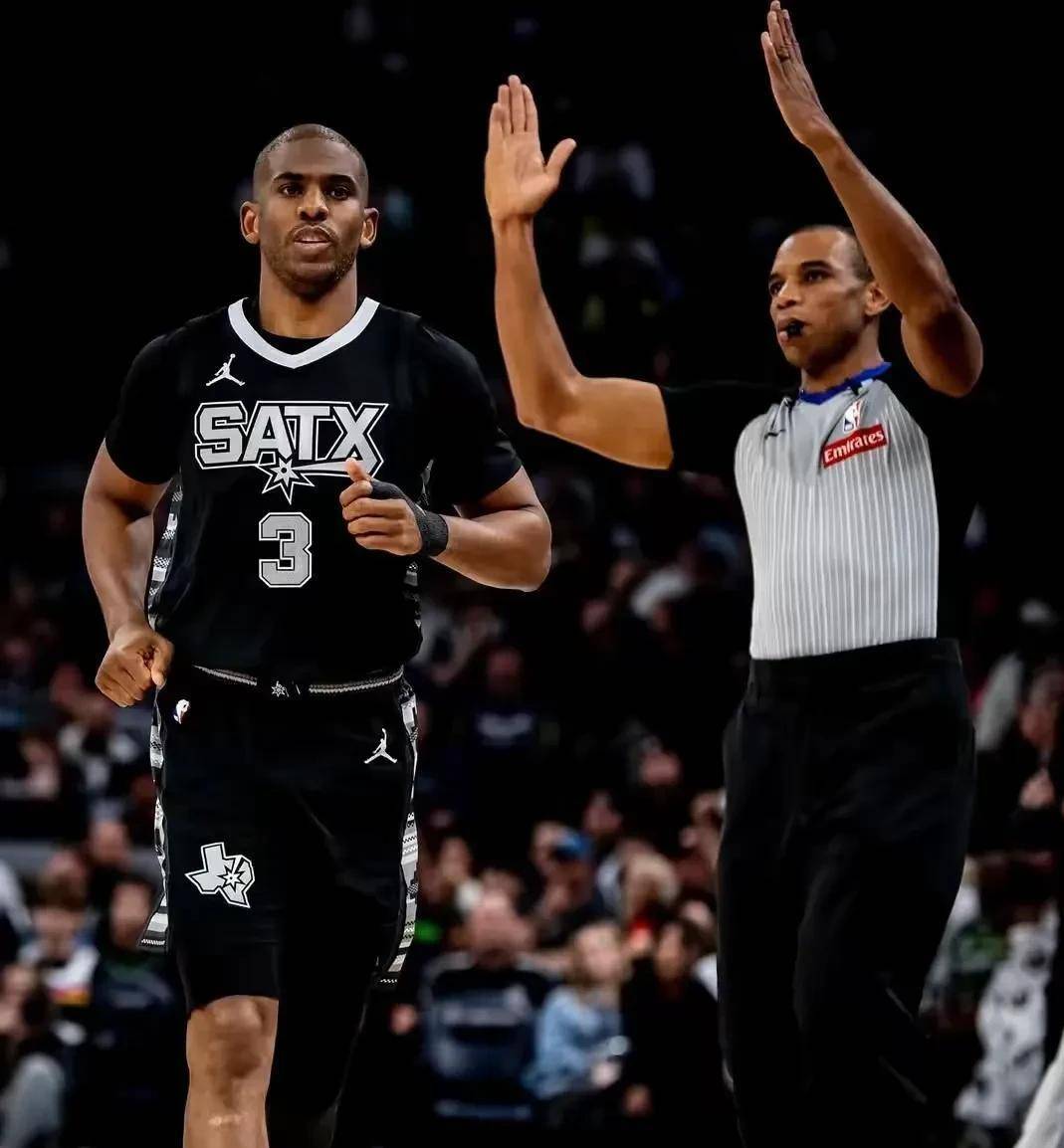 三亿体育平台-NBA-最后一舞!保罗一年360万美元重回快船